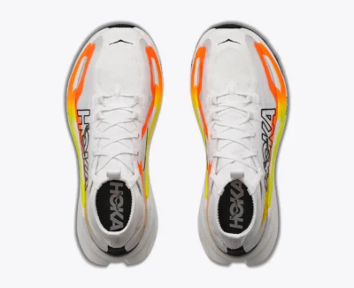 HOKA Tecton X 4